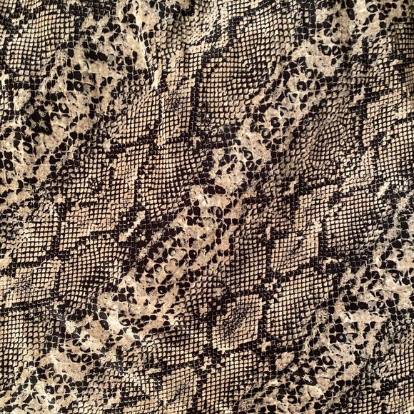 Know One Cares Snakeskin Print Midi Skirt - Picture 2 of 2